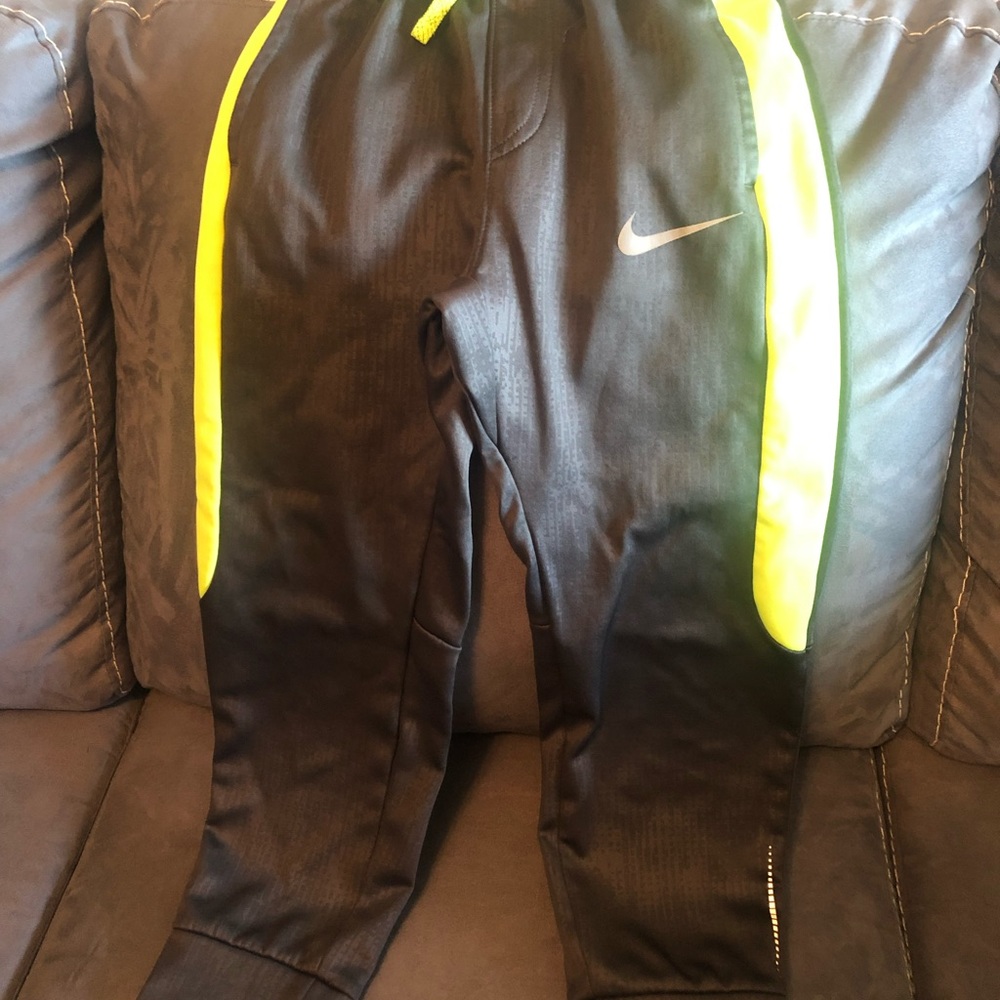 Boy Nike Joggers